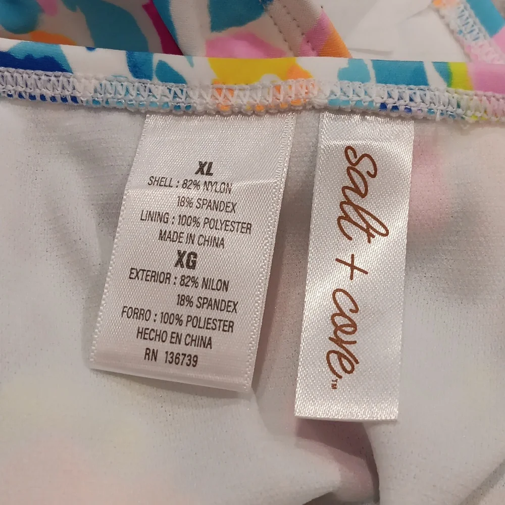 NWT, Womens Juniors Strappy Printed Swim Bottom